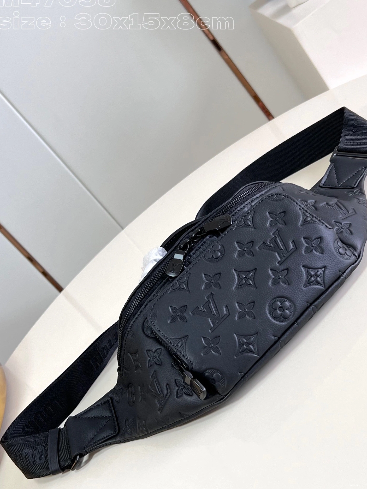 First bag ru Rush Bumbag-30*15*8CM LOUIS VUITTON 0710